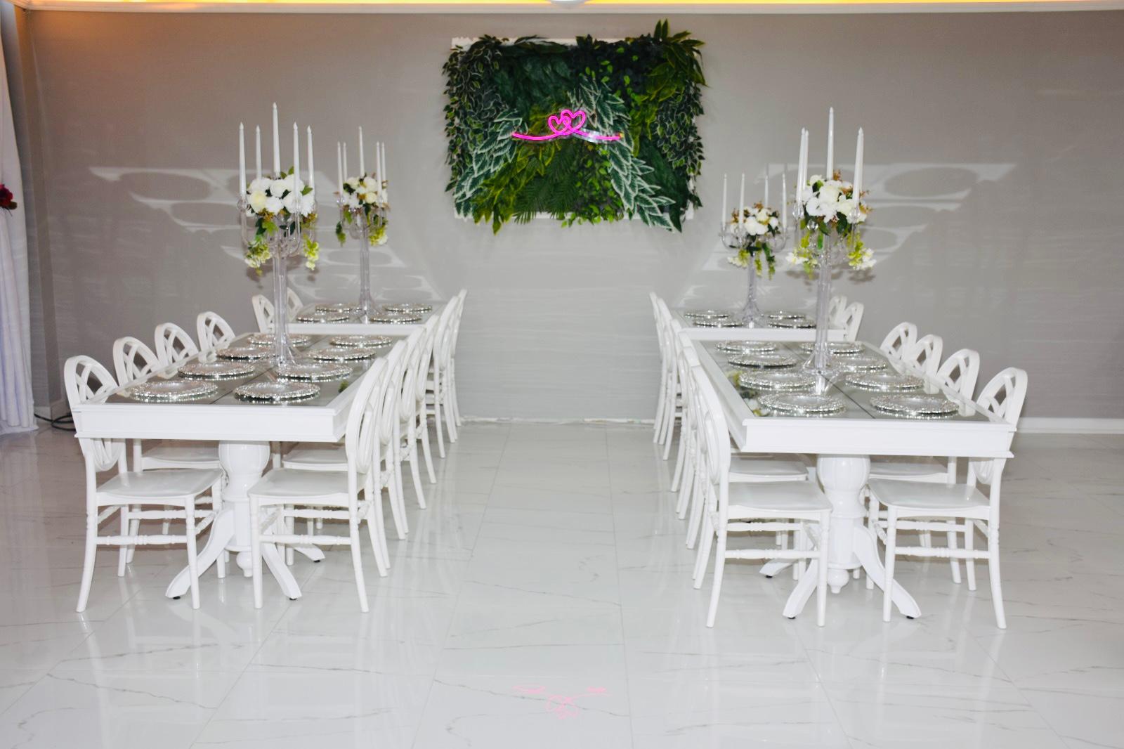 Jasmine Davet Evi masa yerleşimi