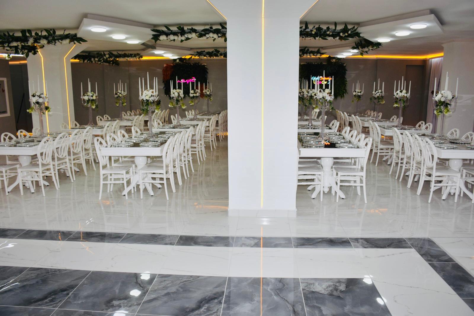 Jasmine Davet Evi salon girişi ve iç mekan görünümü